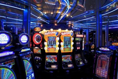 btogel Live Dealer multi-camera studio with professional dealers
